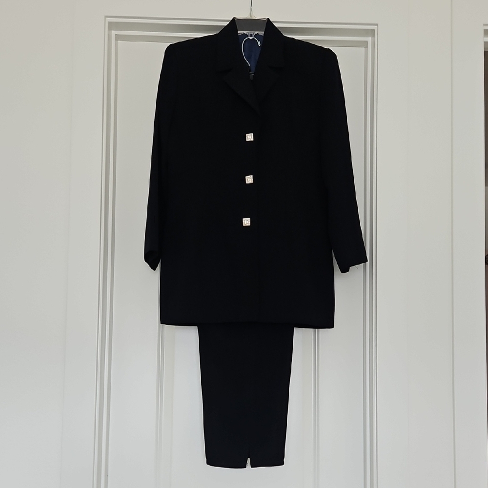 EUC Custom Tailored NAVY Suit